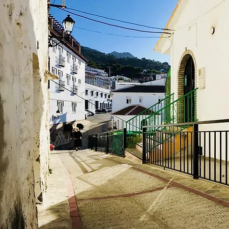 Hr Mirador Hotel