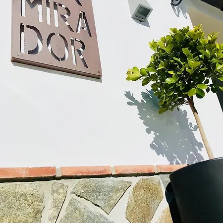 Hr Mirador Hotel
